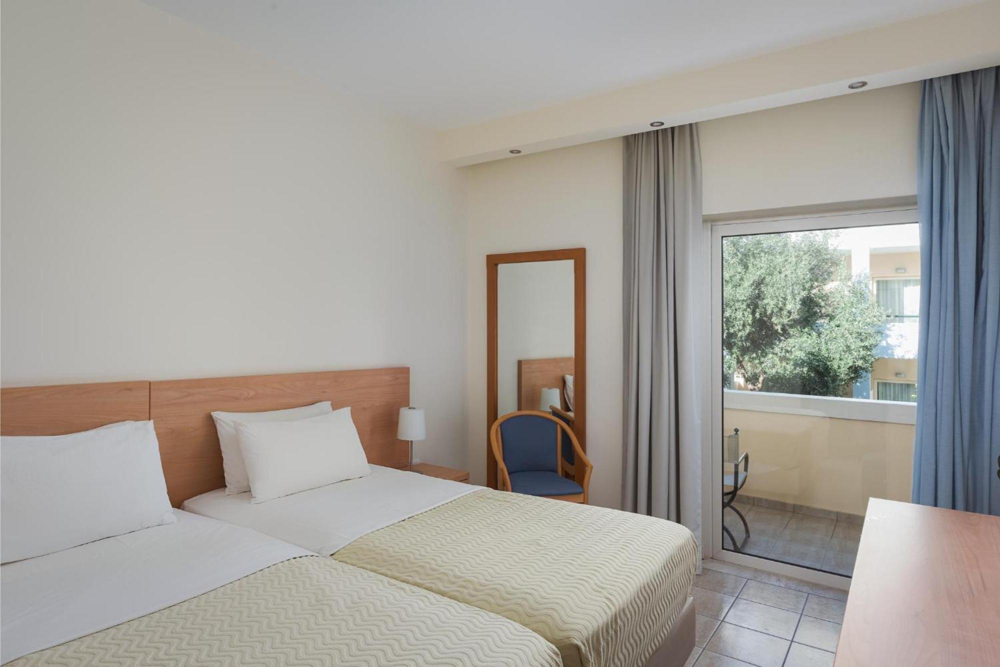 Alkyon Resort Hotel & Spa Vrahati Quarto foto